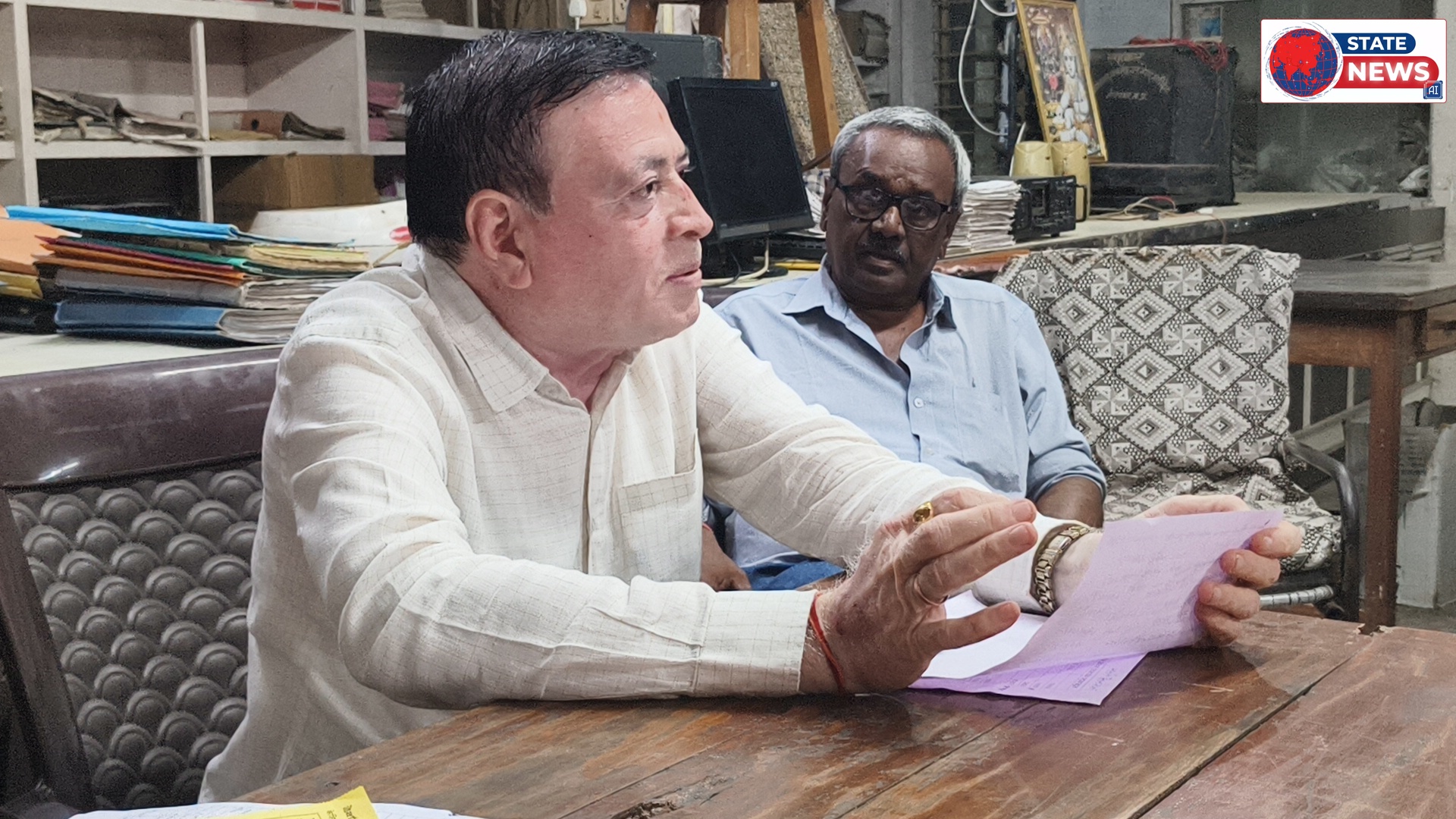 नेपानगर की प्राथमिक उपभोक्ता सहकारी भण्डार में गबन के आरोपों से संस्था के अध्यक्ष एवं संचालक मंडल ने किया इनकार।
