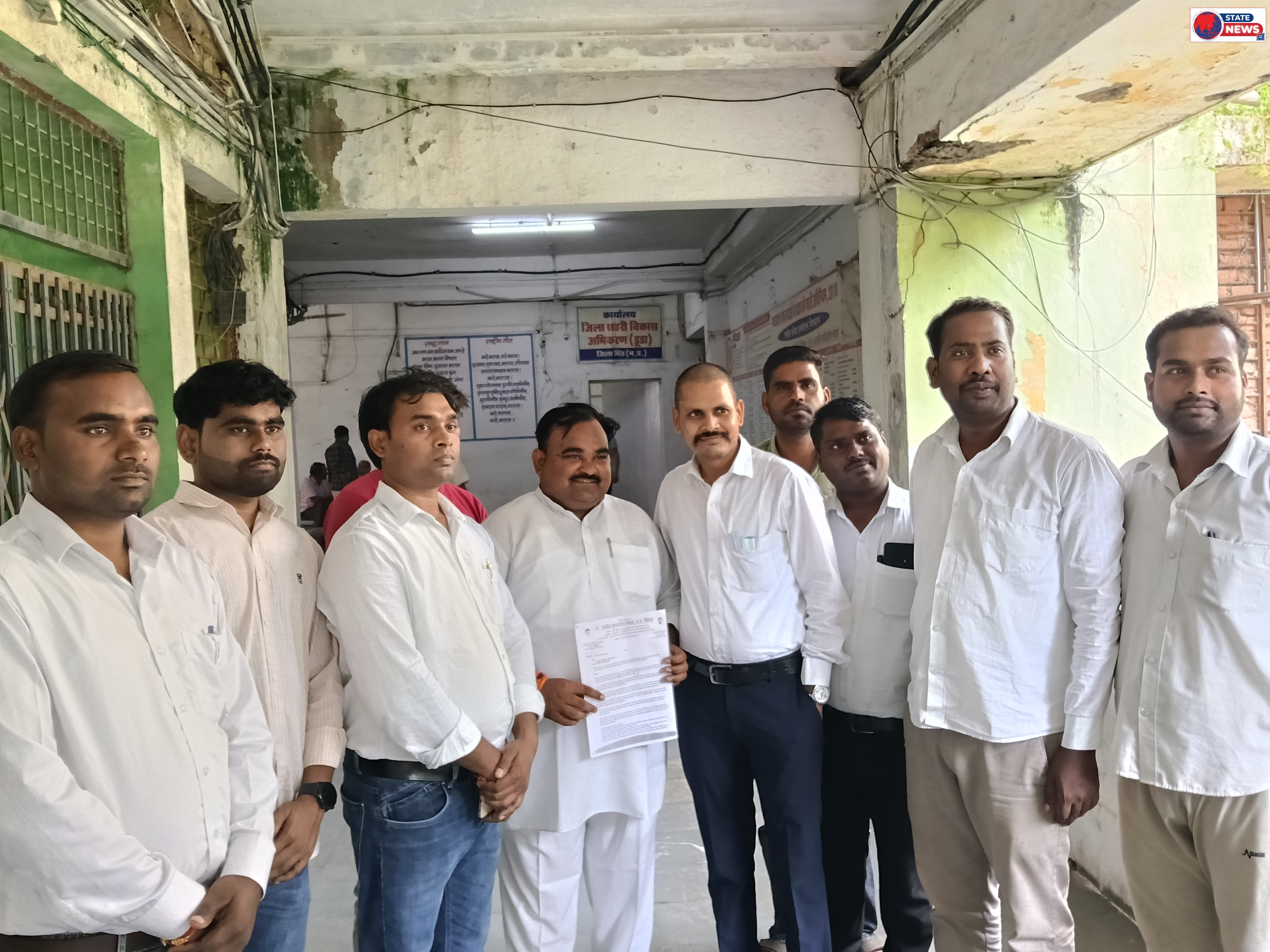 2027 की जनगणना में OBC के लिए पृथक कॉलम और जातिवार आंकड़े दर्ज करने की मांग, राष्ट्रपति के नाम भिण्ड कलेक्टर को सौंपा ज्ञापन