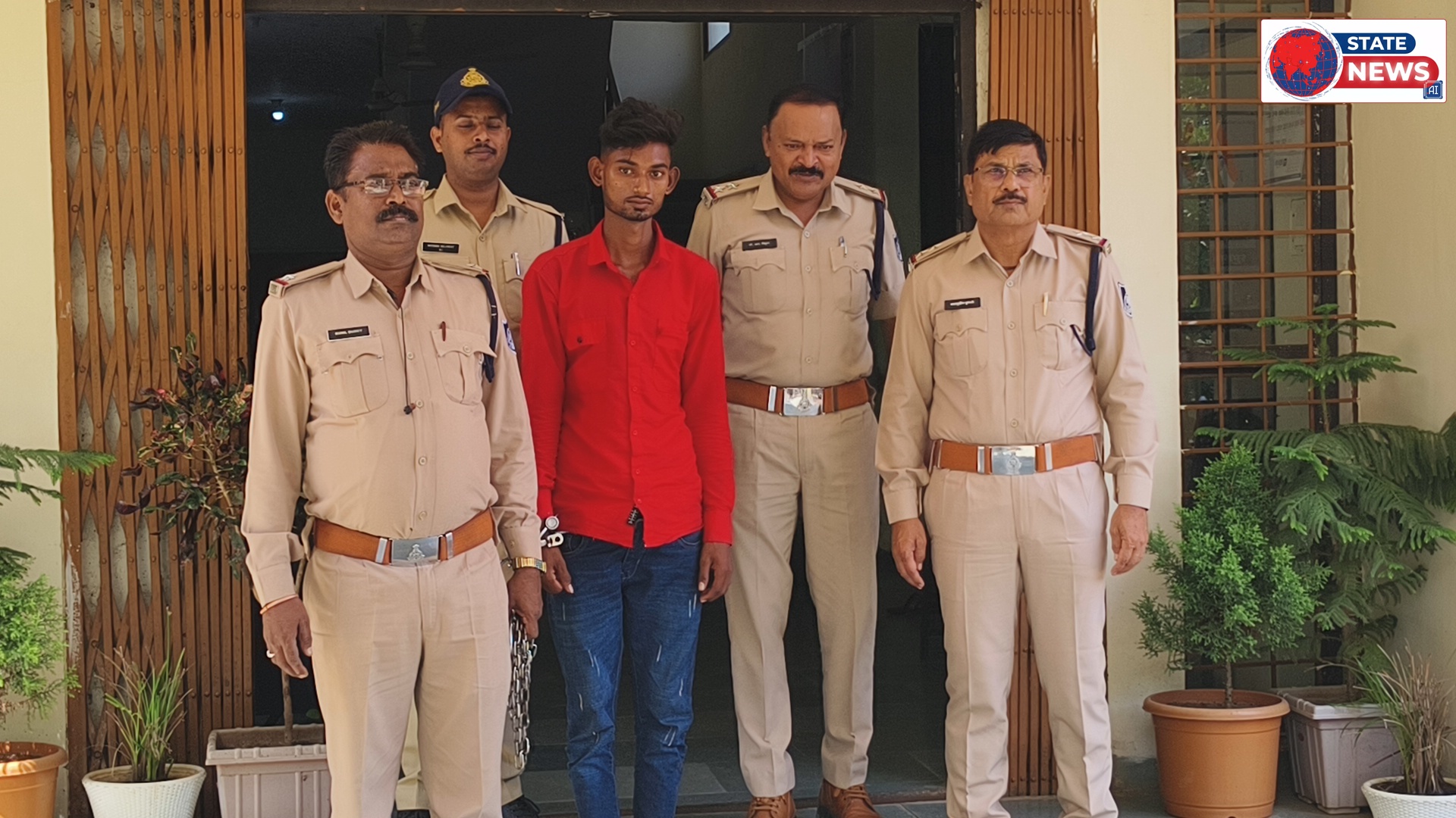 नाबालिक लड़की का अपहरण करने वाले आरोपी को नेपा पुलिस ने गिरफ्तार किया ।