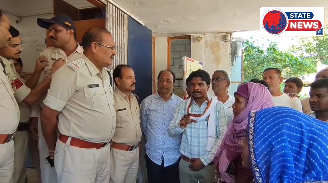 गिठौरी में भूमि विवाद को लेकर तनाव, ग्रामीणों ने पुलिस थाने में दिया धरना