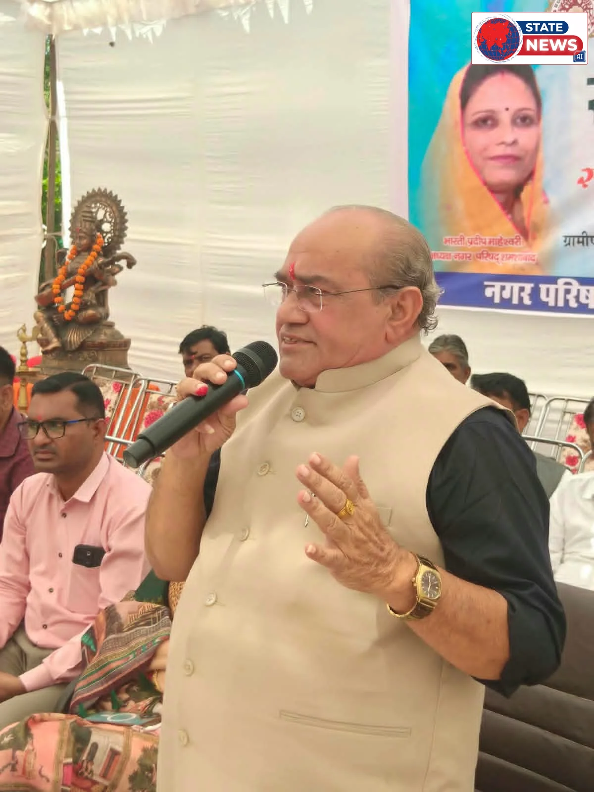 दफ्तरों के चक्कर से राहत की पहल: एक ही जगह 22 विभाग, 156 आवेदन पहुंचे; मौके पर हुआ निराकरण