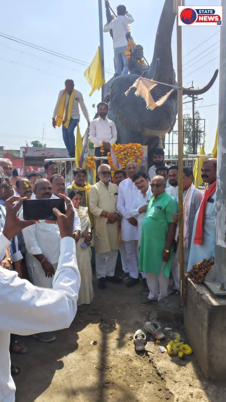 केसली के सहजपुर तिराहा पर महान वीरांगना रानी दुर्गावती की जयंती धूमधाम से मनाई गई, विधायक बृजबिहारी पटेरिया सहित कई दिग्गज रहे मौजूद