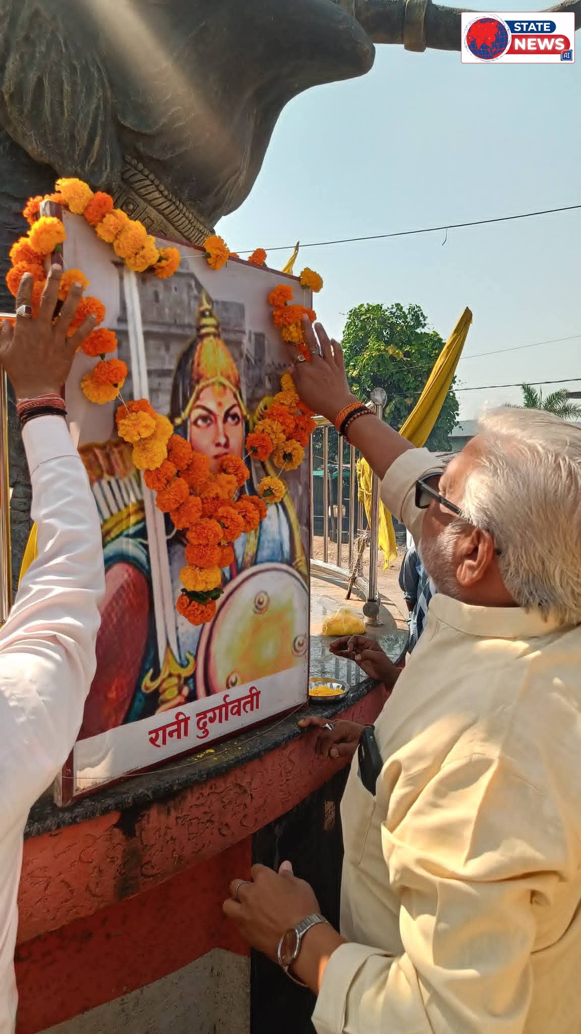 केसली के सहजपुर तिराहा पर महान वीरांगना रानी दुर्गावती की जयंती धूमधाम से मनाई गई, विधायक बृजबिहारी पटेरिया सहित कई दिग्गज रहे मौजूद
