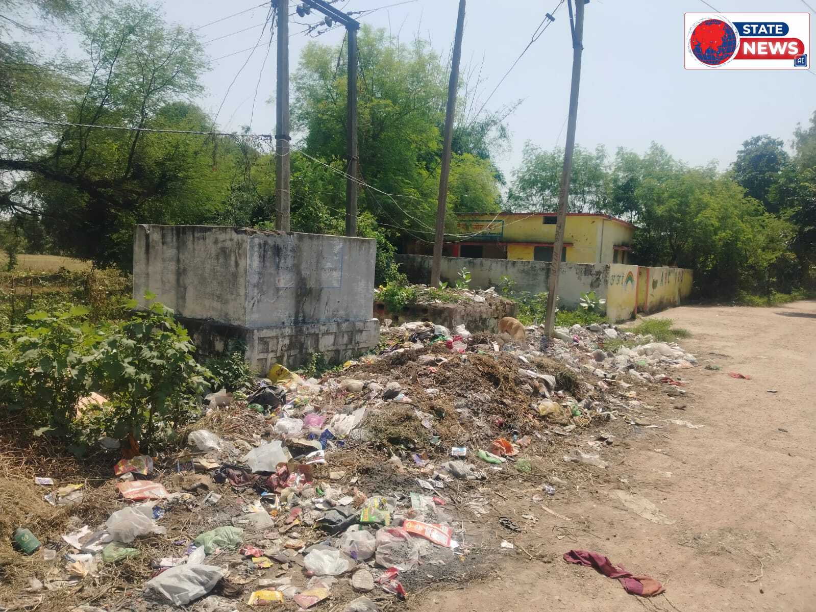 धरातल पर कचरा कागजों में सफाई का दावा