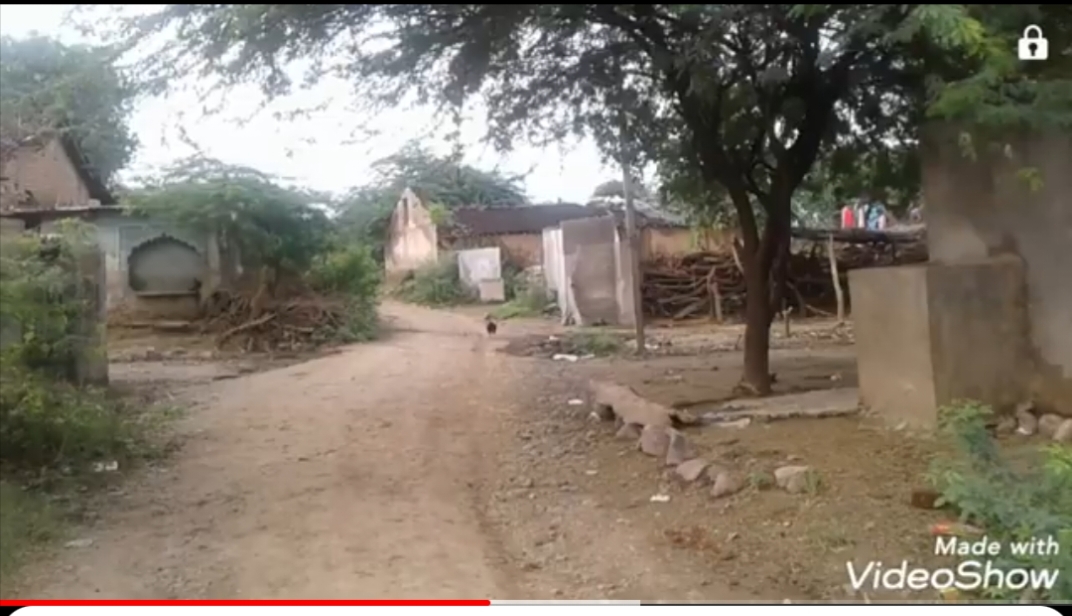 टापू के बीच वंचित परिवार बे बस लाचार