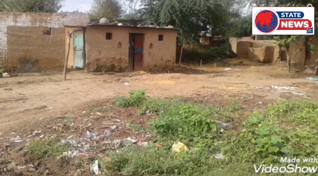 टापू के बीच वंचित परिवार बे बस लाचार