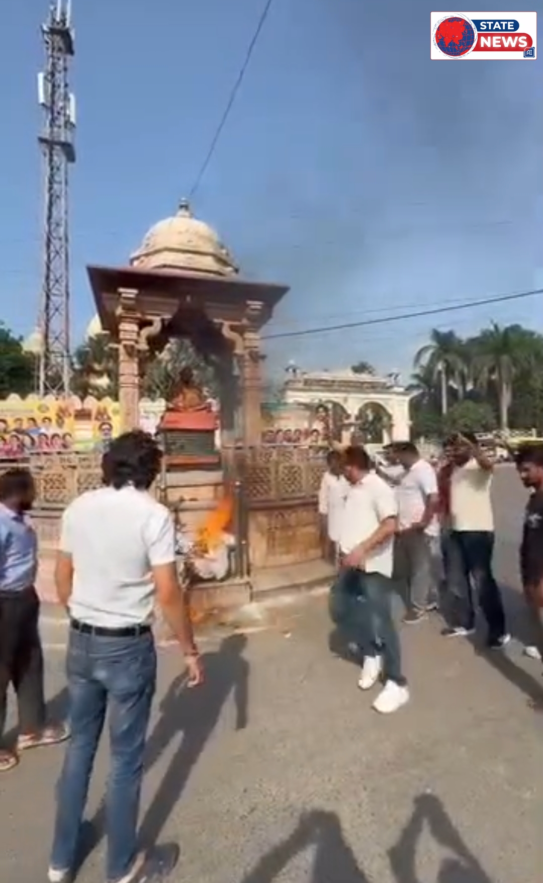 कांग्रेस का जोरदार प्रदर्शन कोतवाली के पास