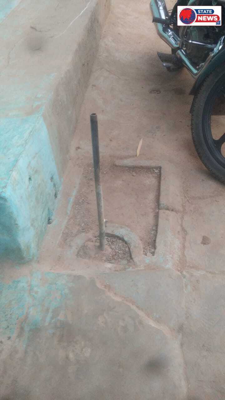 *कलेक्टर के दौरे की खबर से हरकत में आया अमला, पनपथा में* *आनन-फानन में शुरू हुई साफ-सफाई*   मानपुर उमरि