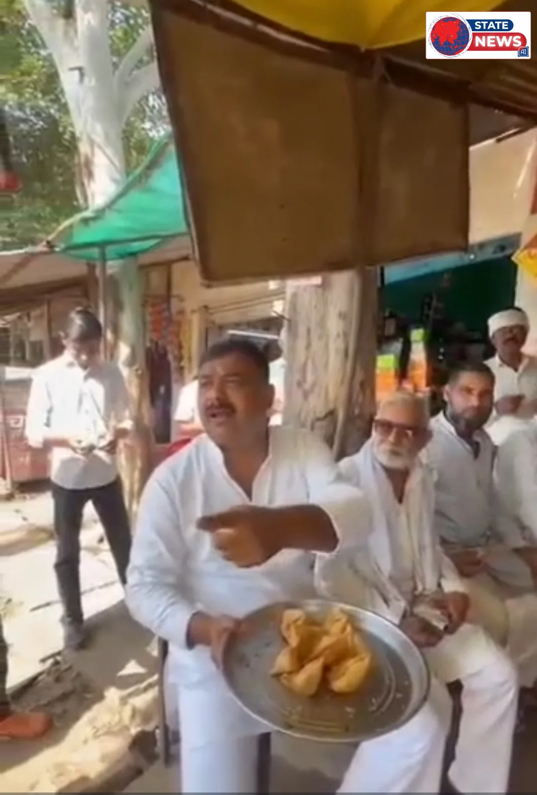 प्रधानमंत्री नरेंद्र मोदी पर टीकमगढ़ जिला कांग्रेस अध्यक्ष नवीन साहू ने कसा तंजटीकमगढ़। प्रधानमंत्री नरेंद्र मोदी को लेकर टीकमगढ़ जिला कां