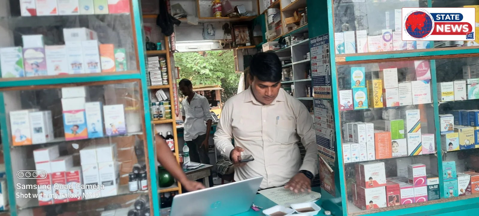 जवा में औपचारिकता बनकर रह गई ड्रग इंस्पेक्टर की जांच: कोरम पूरा कर लौटे अधिकारी, अवैध व गुणवत्ताविहीन मेडिकल स्टोरों पर नहीं हुई कार्रवाई