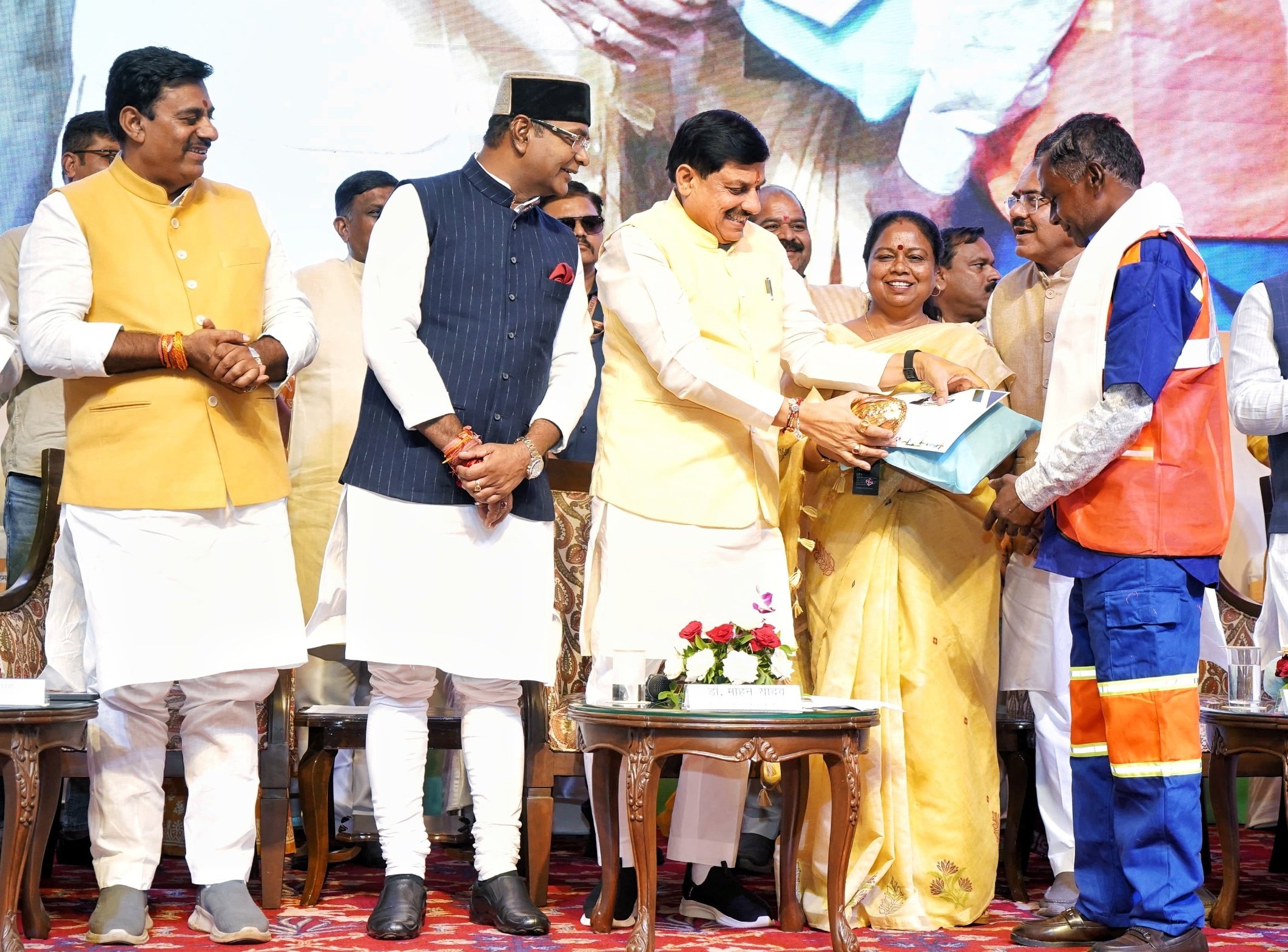 डॉ. मोहन यादव ने किए विकास कार्यों का भूमिपूजन