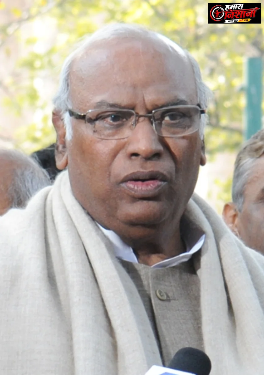 CEC के खिलाफ मोर्चे पर बैकफुट पर कांग्रेस, रामलीला रैली से पहले सड़क छोड़ गांव की ओर 