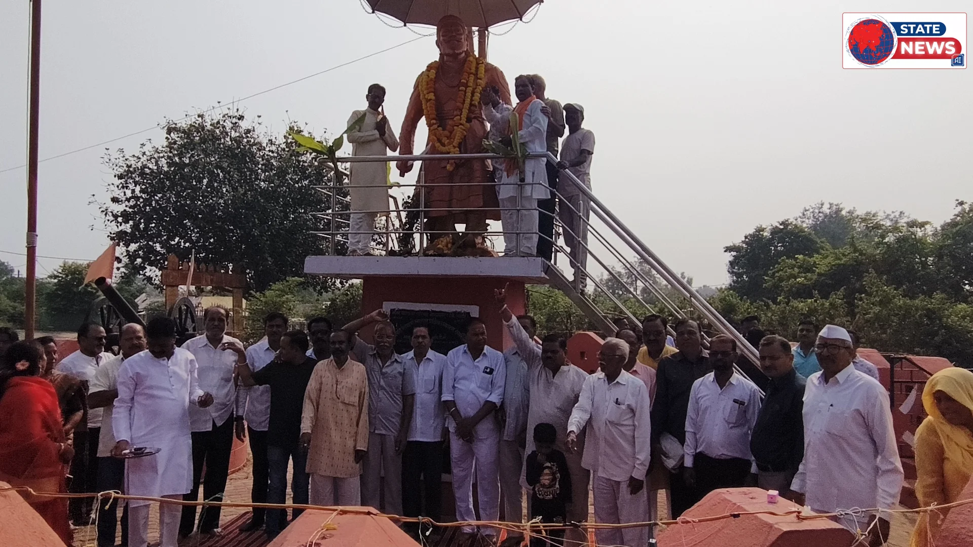 नेपानगर में मराठा समाज ने मनाया दशहरा मिलन समारोह