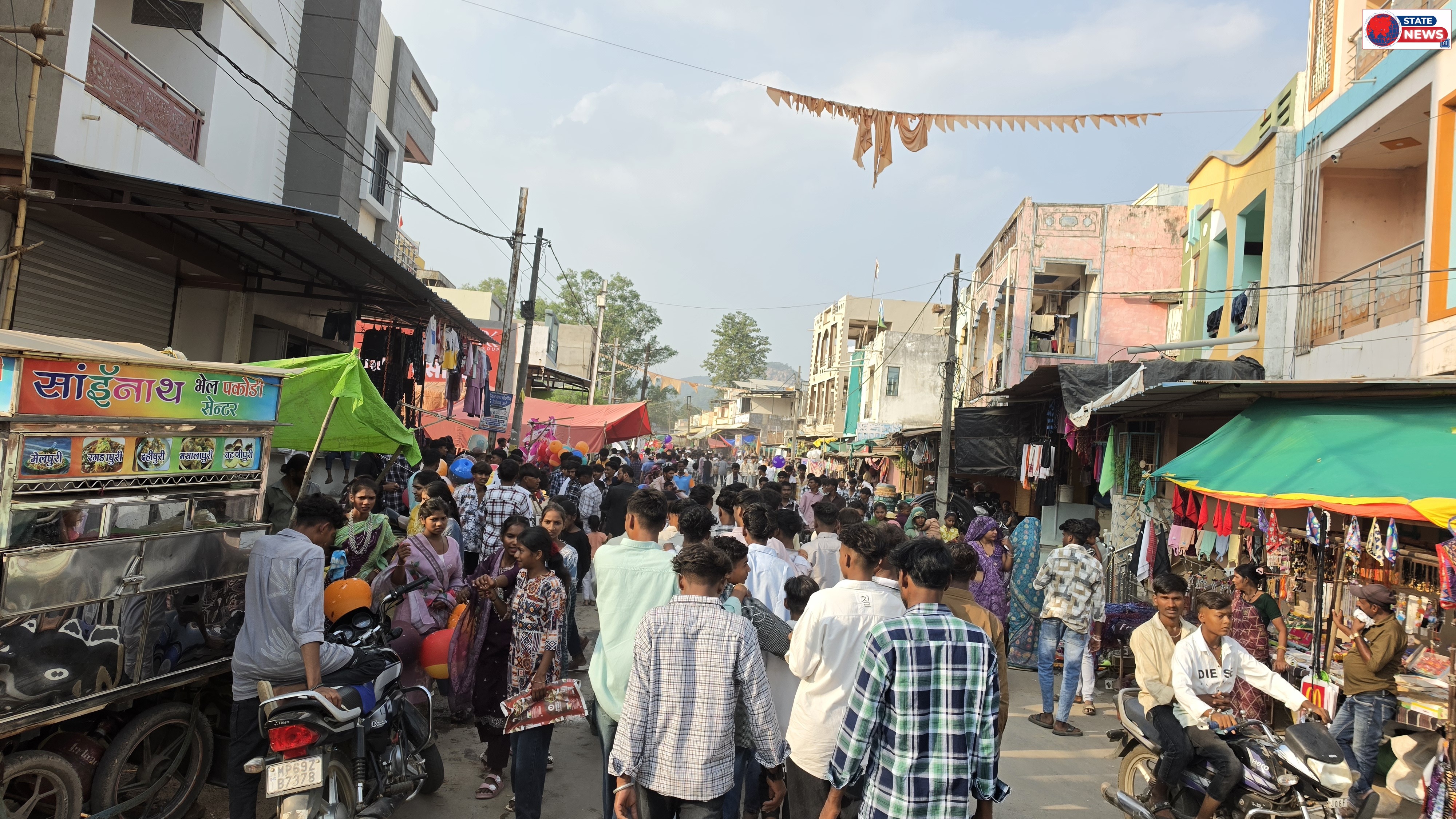 युवाओं की मस्ती, कुर्राटी और शरारतों से गुलजार रहा दशहरा मेला, कारोबार रहा सामान्य