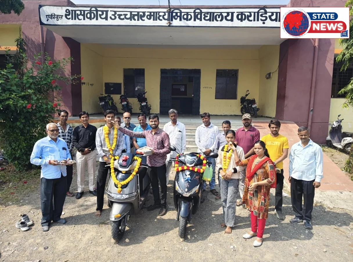 मेधावी विद्यार्थियों को मिली स्कूटी, अतिथियों ने दी उज्ज्वल भविष्य की शुभकामनाएं