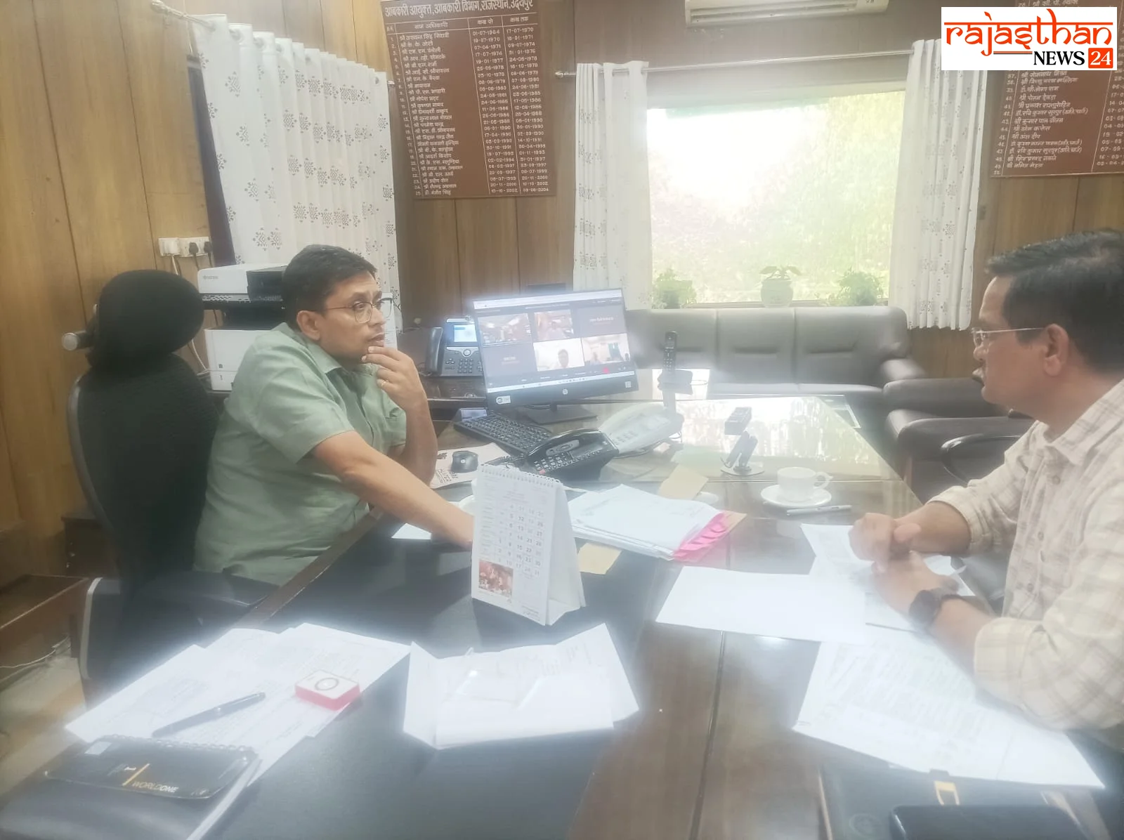 शराब फैक्ट्रियां 12 घंटे पूरी क्षमता से करें काम, कमाई 15 फीसदी बढ़ाने का टारगेट