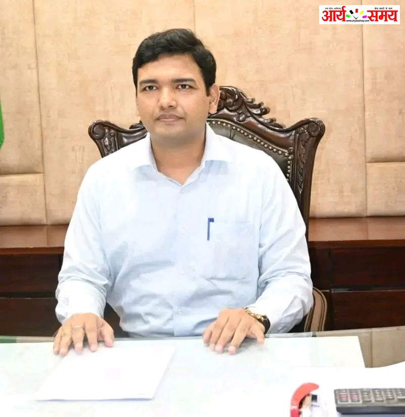 Jabalpur News: पटाखों को लेकर कड़े प्रतिबंध लागू, रात 8 से 10 बजे के बीच ही चल सकेंगे पटाखे