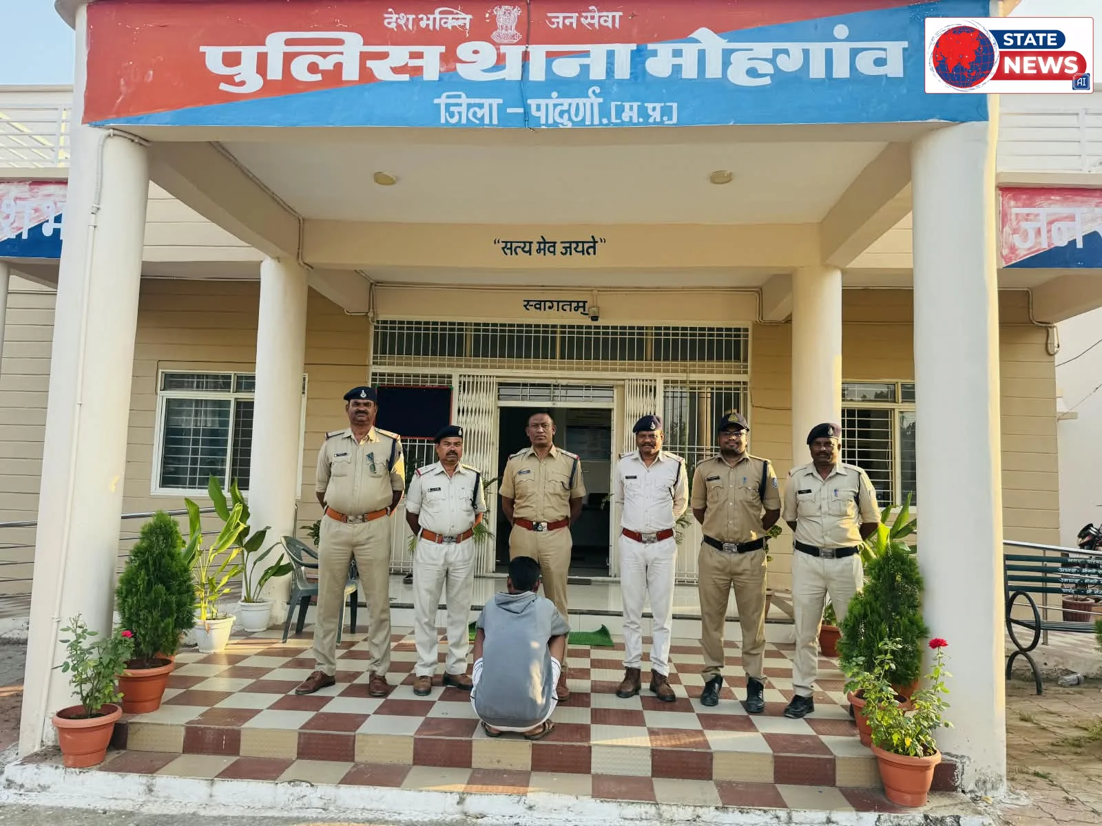 कई महीनो से मोहगांव जलाशय के अमर ढाना में बिक रही थी शराब पुलिस ने पकड़ी