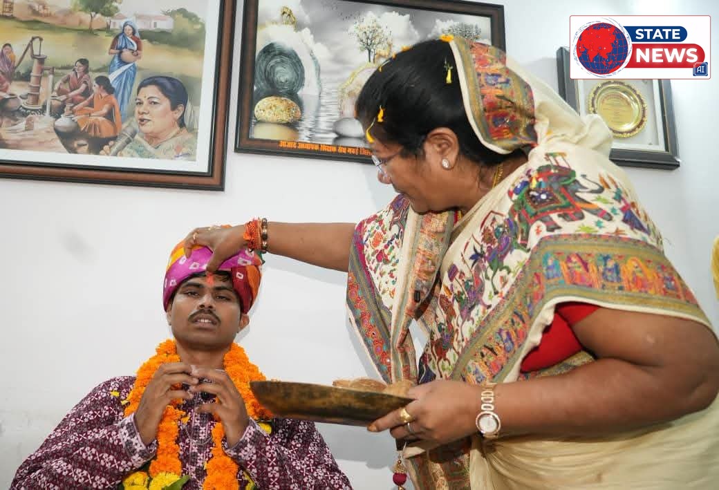 हनुमान अंश मूवी के गायक कलाकार का मंडला आगमन