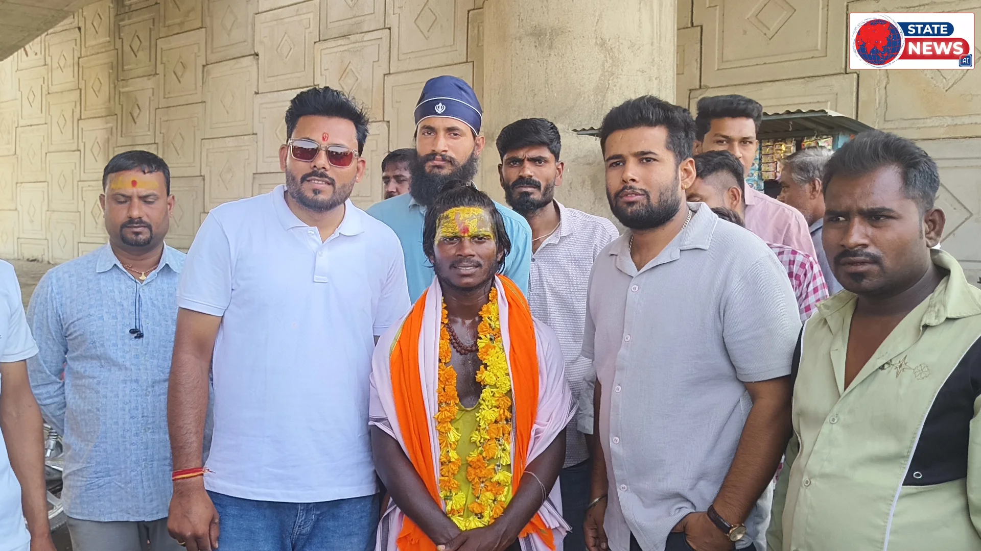 मां के स्वास्थ्य की मन्नत पूर्ण होने पर  मोनू दौड़ते हुए 12 ज्योतिर्लिंग और चारों धाम की यात्रा का संकल्प, 9 हजार किमी से अधिक दौड़कर पहुंचे