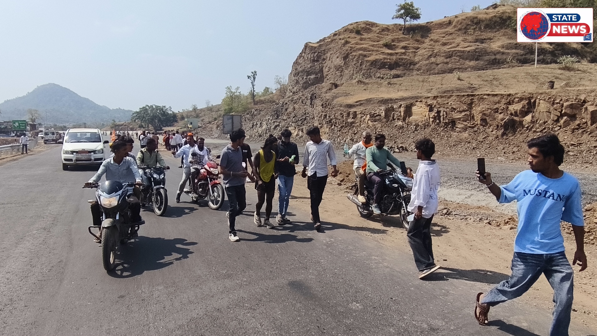 मां के स्वास्थ्य की मन्नत पूर्ण होने पर  मोनू दौड़ते हुए 12 ज्योतिर्लिंग और चारों धाम की यात्रा का संकल्प, 9 हजार किमी से अधिक दौड़कर पहुंचे