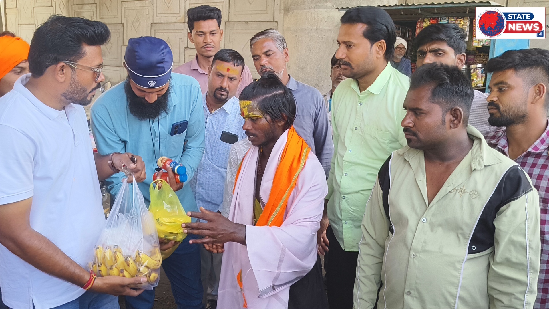 मां के स्वास्थ्य की मन्नत पूर्ण होने पर  मोनू दौड़ते हुए 12 ज्योतिर्लिंग और चारों धाम की यात्रा का संकल्प, 9 हजार किमी से अधिक दौड़कर पहुंचे