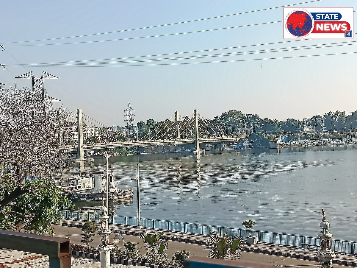 Upper Lake Bhopal cable bridge