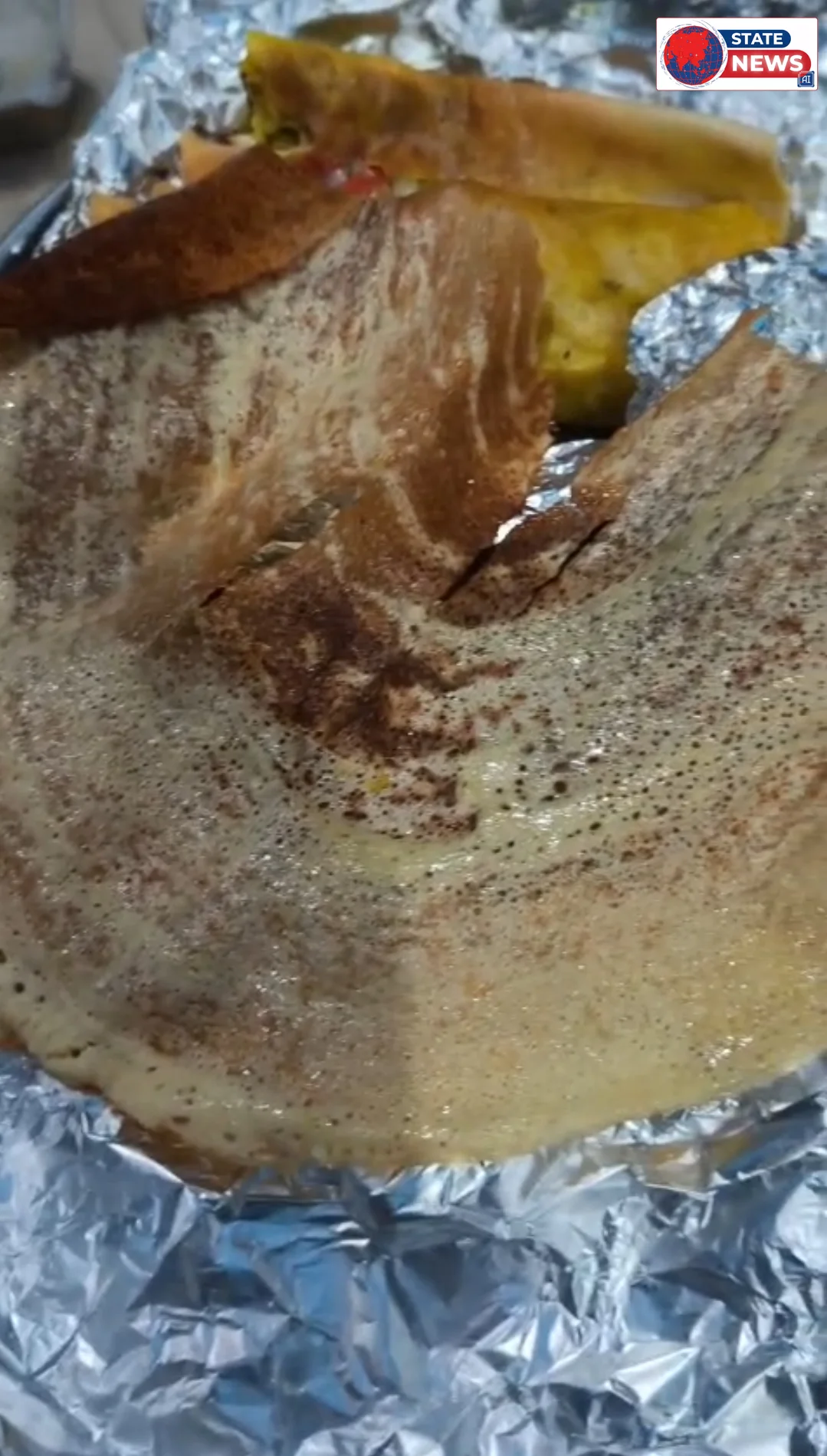 Zomato से ऑर्डर किया पनीर डोसा ग्राहक ने खोला तो निकला..