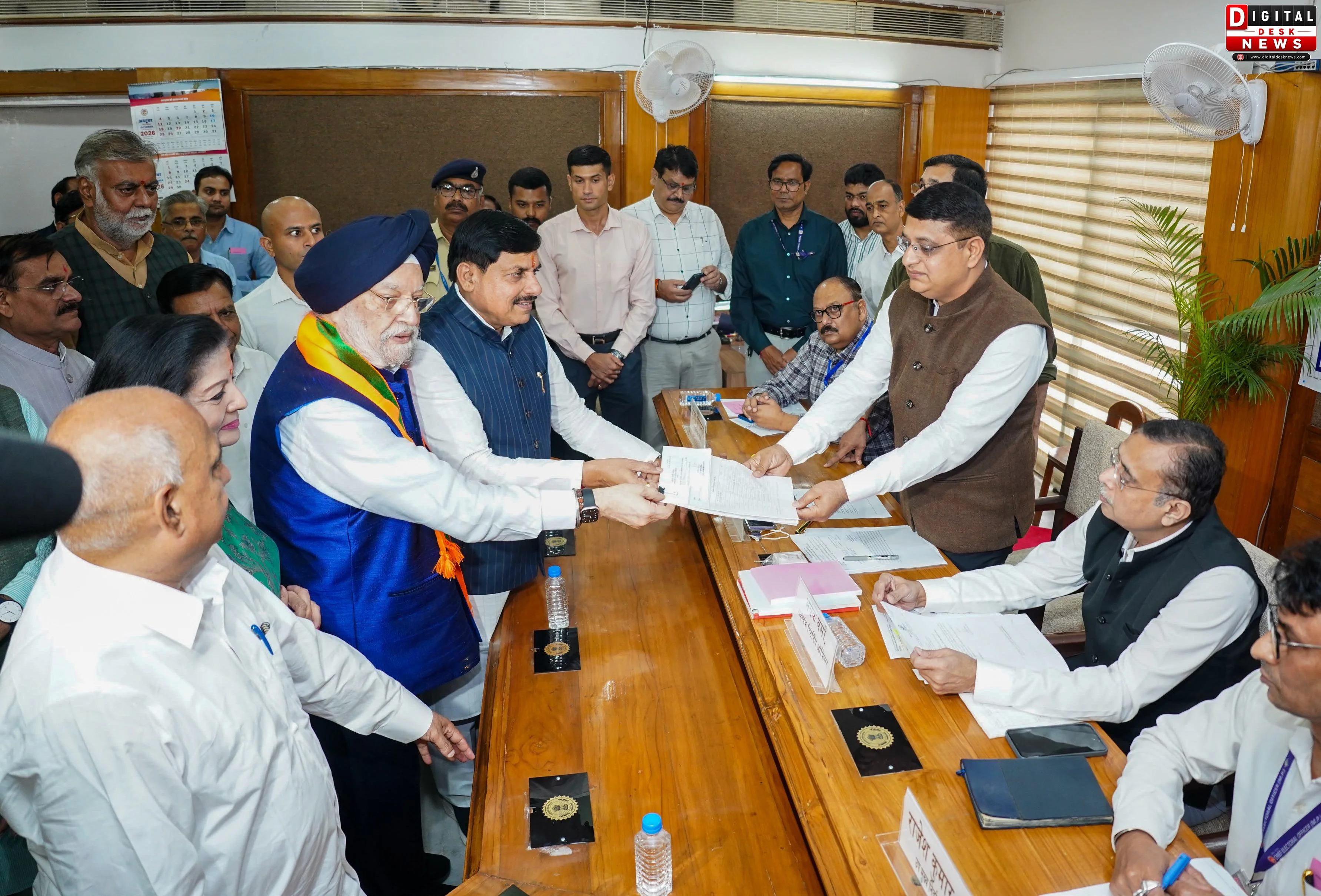 हरदीप सिंह पुरी ने राज्यसभा उपचुनाव के लिए मध्य प्रदेश से भरा नॉमिनेशन