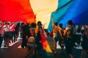 बराबरी की ओर: भारत में LGBTQIA+ समुदाय और विवाह समानता का प्रश्न : विवाह के लिए कानूनी लड़ाई और समुदाय के सामने आने वाली चुनौतियाँ