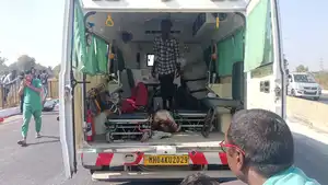 बरेला सड़क हादसे में पांचवी मौत गोंडवाना गणतंत्र पार्टी ने बरेला रोड पर प्रदर्शन कर मुआवजे की मांग की है
