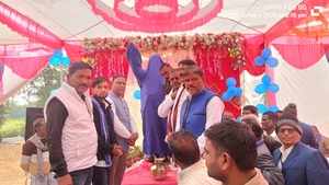 महराजपुरा में किया गया अंबेडकर प्रतिमा का अनावरण