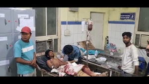 रुपए नहीं दिए तो चाकू से हमला! ग्वालियर में फल विक्रेता पर खूनी वार—इलाके में दहशत”