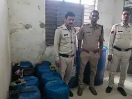  *आपदा में अवसर तलाशने वालों पर सख्त कार्यवाही — अवैध डीजल संग्रह एवं बिक्री करने वाला आरोपी गिरफ्तार, 564 लीटर डीजल जप्त*