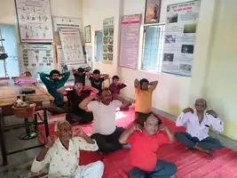 ग्राम पंचायत चौमों में हुआ आयुर्वेदिक स्वास्थ्य परीक्षण शिविर