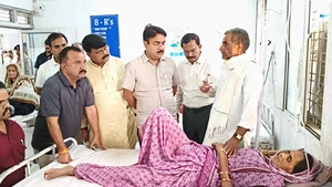 जिले के प्रभारी मंत्री श्री नरेन्द्र शिवाजी पटेल ने सामुदायिक स्वास्थ्य केन्द्र मुलताई का किया निरीक्षण