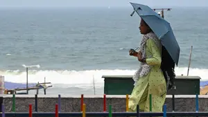 Sweltering Heat Returns to Surprise Residents After a Brief Cool Spell Over...