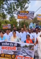 कांग्रेस का उज्जैन रोड ब्रिज चौड़ीकरण पर विरोध प्रदर्शन