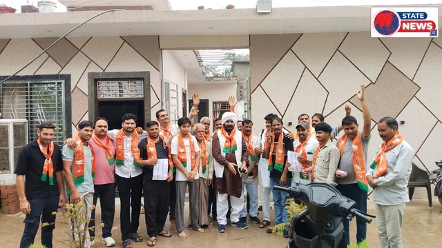 दतिया उपचुनाव: गांव-गांव पहुंचे सेक्टर प्रभारी, आशुतोष तिवारी को जिताने की कर रहे अपील*