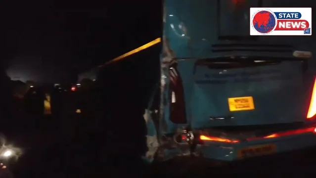 यात्री बस को बेकाबू ट्रक ने पीछे से मारी टक्कर, दर्जन यात्री घायल पांच की हालत गंभीर।