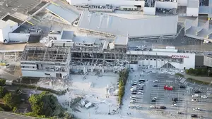 Mall Collapse in Japan Leaves Many Trapped