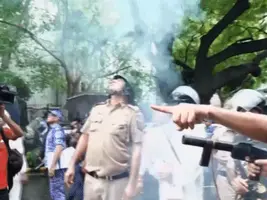 सुप्रीम कोर्ट का आदेश पैलेट गन पीड़ितों का इलाज दिल्ली सरकार करे केंद्र जंतर मंतर हथियार रिकॉर्ड रखें प्रदर्शनकारियों का समर्थन