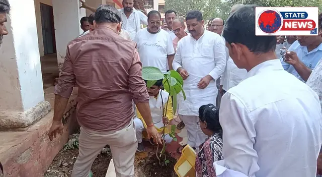 ग्राम पंचायत गढ़ में मुख्यमंत्री जन-विश्वास अभियान का आयोजन, हजारों ग्रामीणों ने रखीं समस्याएं