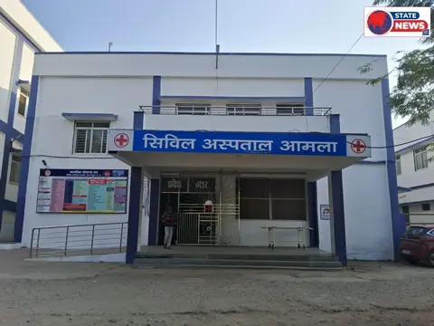 अस्पताल में इलाज या गंदगी का सामना? शासकीय अस्पताल की बदहाल सफाई व्यवस्था ने बढ़ाई मरीजों की परेशानी