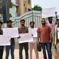 दरभंगा में जल निकासी मार्ग पर स्कूल द्वारा अतिक्रमण किए जाने का...