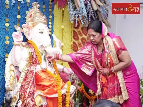 छत्तीसगढ़ के जशपुर में मुख्यमंत्री निवास बगिया में गणेश प्रतिमा स्थापित
