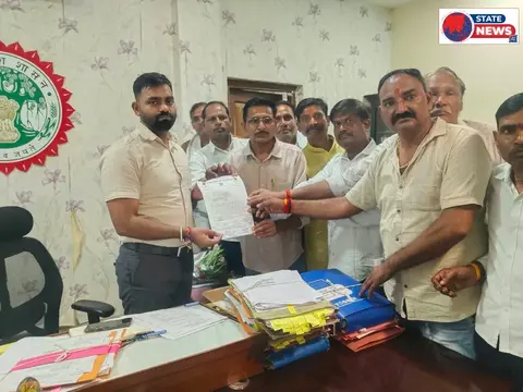आवास योजना में छूटे हितग्राहियों के नाम जोड़ने की मांग तेज