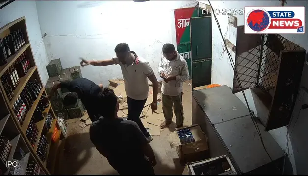 Babri Liquor Store Shooting and Robbery Caught on Video