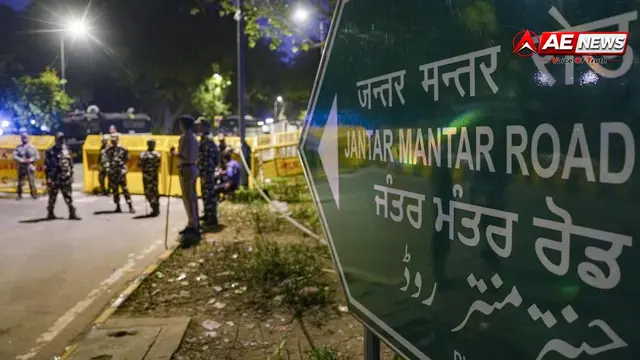 जंतर-मंतर पर पाबंदी के बावजूद पहुंचे CJP नेता: दिल्ली पुलिस ने सौरव दास और आशुतोष रांका को फिर हिरासत में लिया; दर्ज हो सकती है FIR