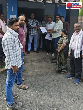 सचिवों एवं रोजगार सहायकों ने स्वामित्व योजना का कार्य करने से किया इंकार, जनपद CEO को सौंपा ज्ञापन